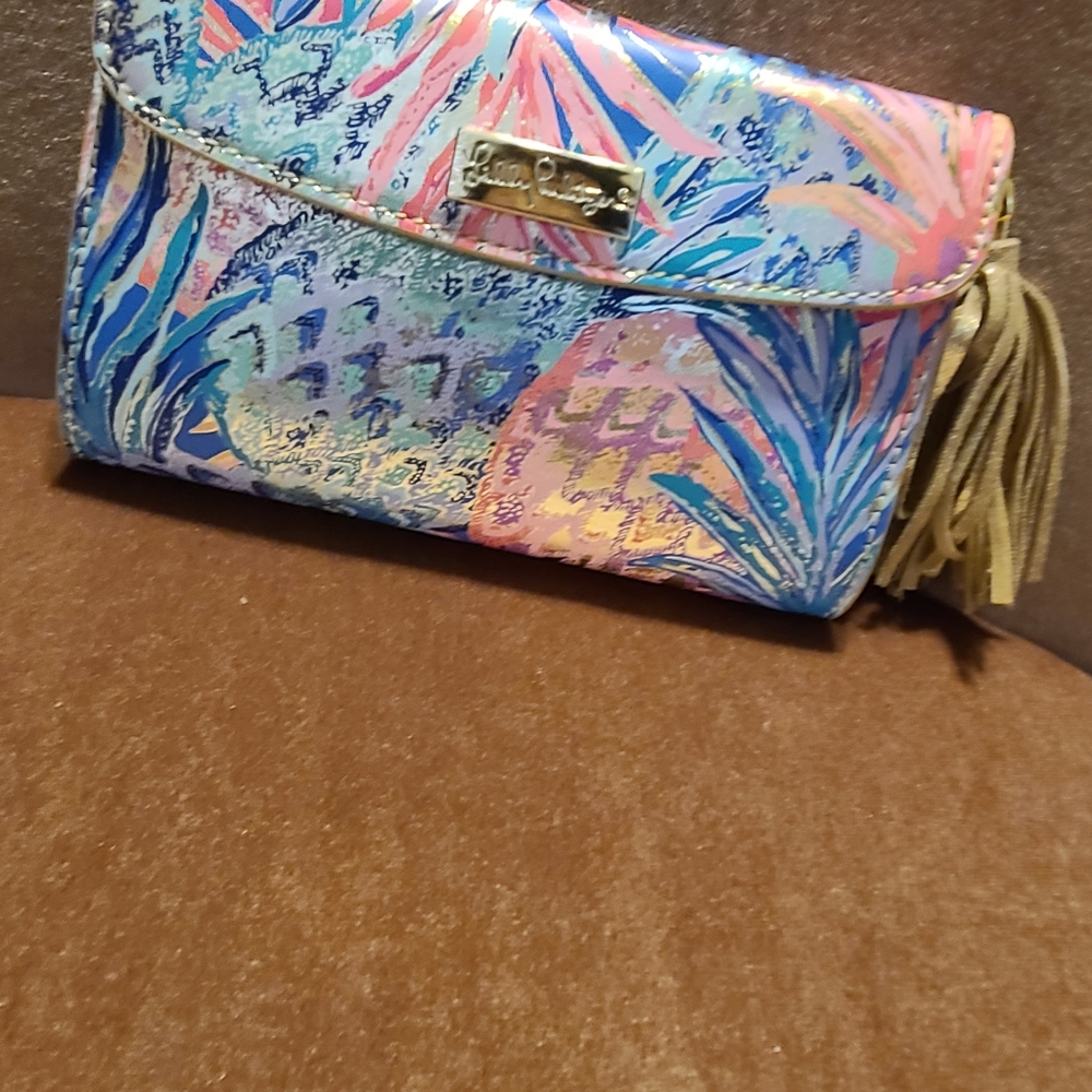 Lilly Pullitzer clutch